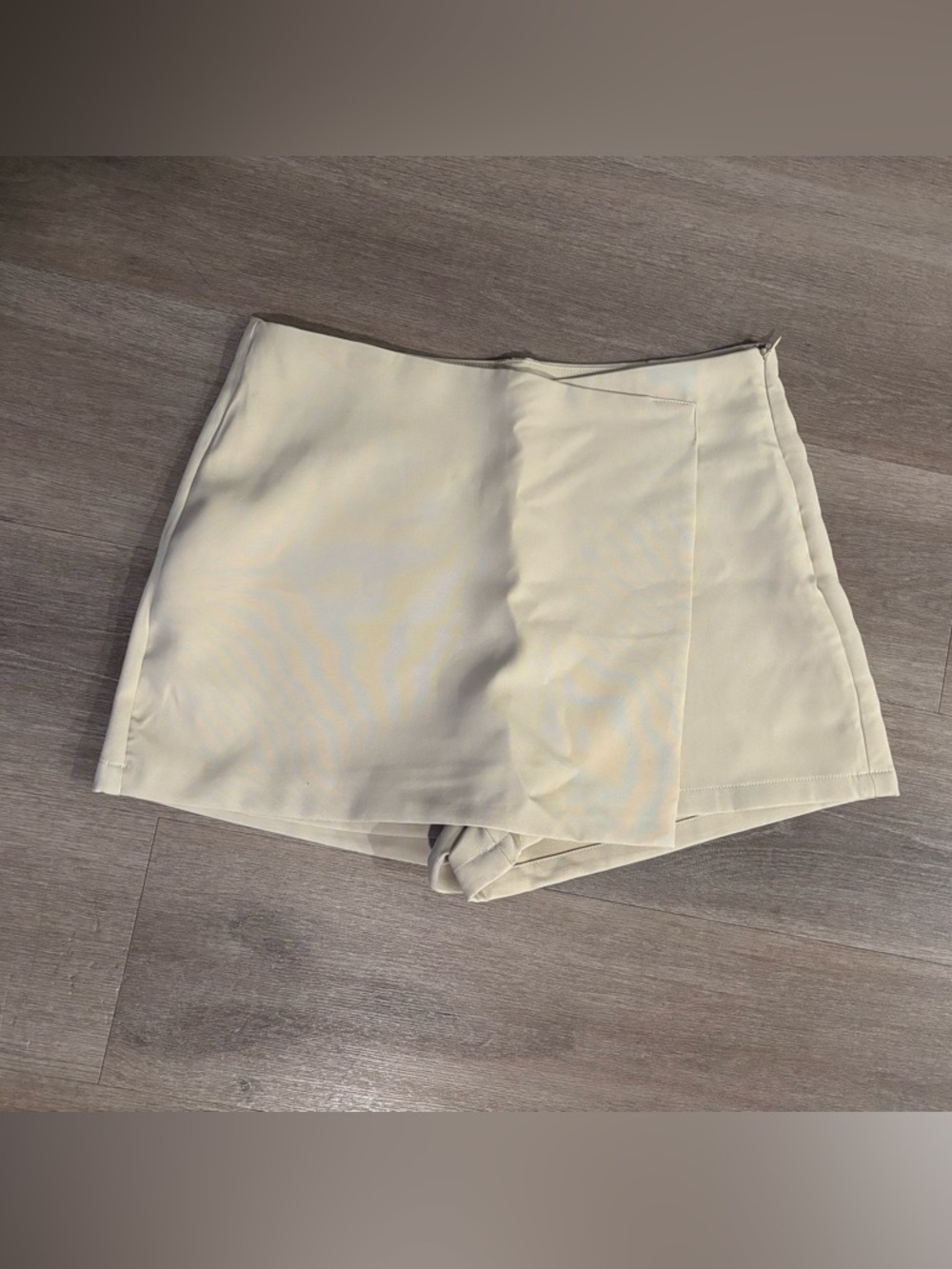 Cream Women's Skort Shorts - Lightweight Everyday Style